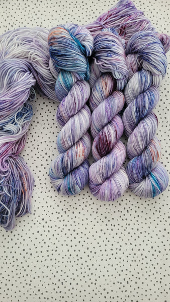 SUNDAY SESSIONS - 9 to 5 sock yarn