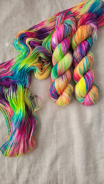 B side - 9 to 5 sock yarn