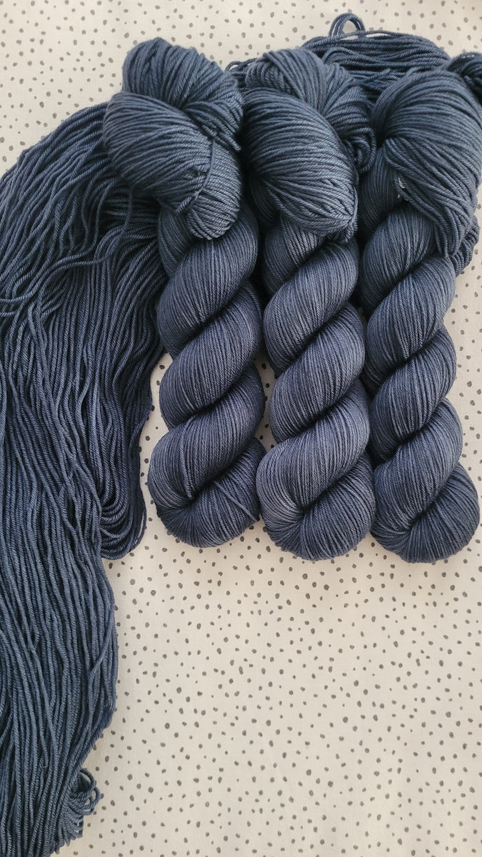 Witching Hour - 9 to 5 sock yarn – Skip Rope Yarn Co