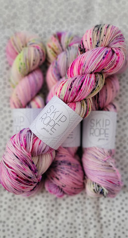 Sunday Sessions - 9 to 5 sock yarn
