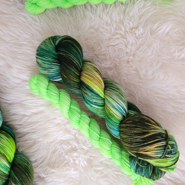 Nine to Five Sock yarn set - Godzilla