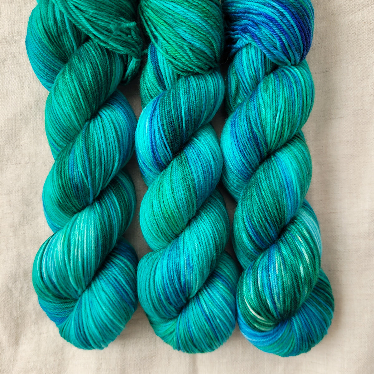 Tide Over - 9 to 5 sock yarn – Skip Rope Yarn Co